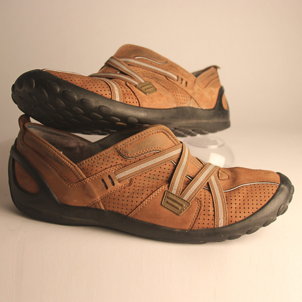 Clarks Privo Joba Walking Shoes Slip On Nubuck